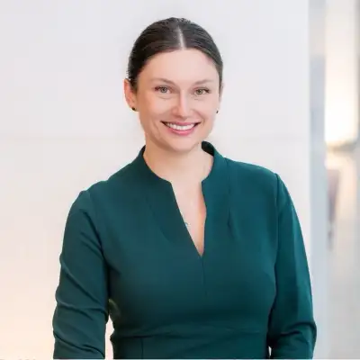 Gwen Mdinaradze, BBA, ALM