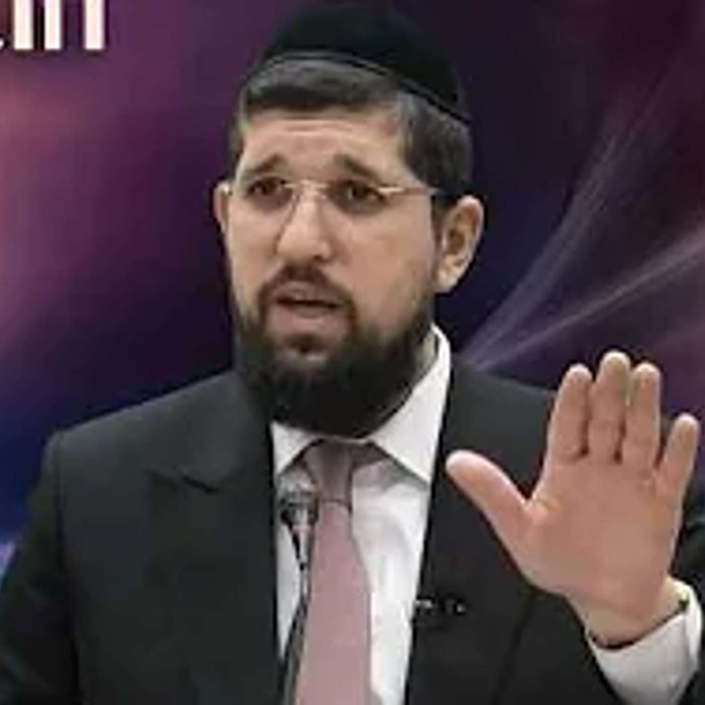 "ההבדל בין שיש לו בטחון בה' למי שלא" - קצר ולעניין עם הרב אליהו עמר