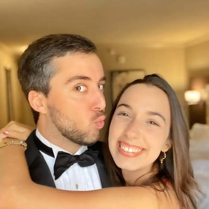 Os 600 episódios do Inglês Nu E Cru Rádio! 😍