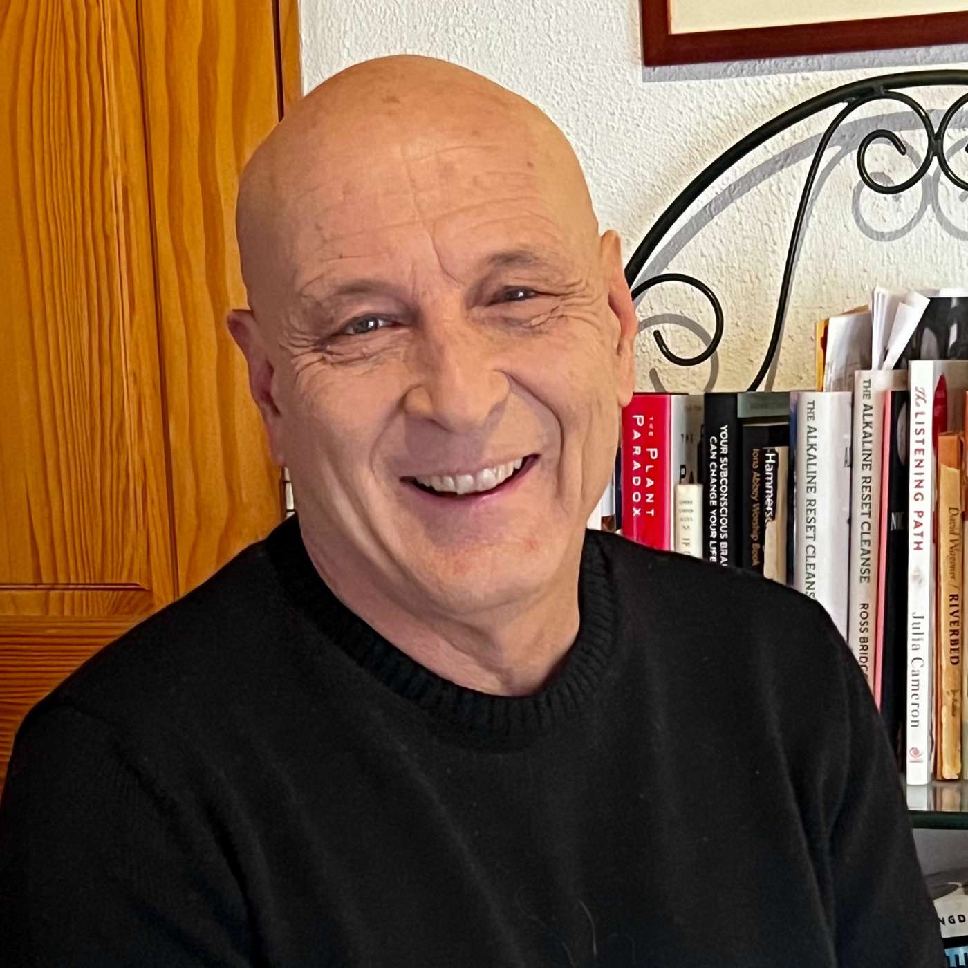 Creative Awareness Informs Memorization with poet James Navé episode artwork