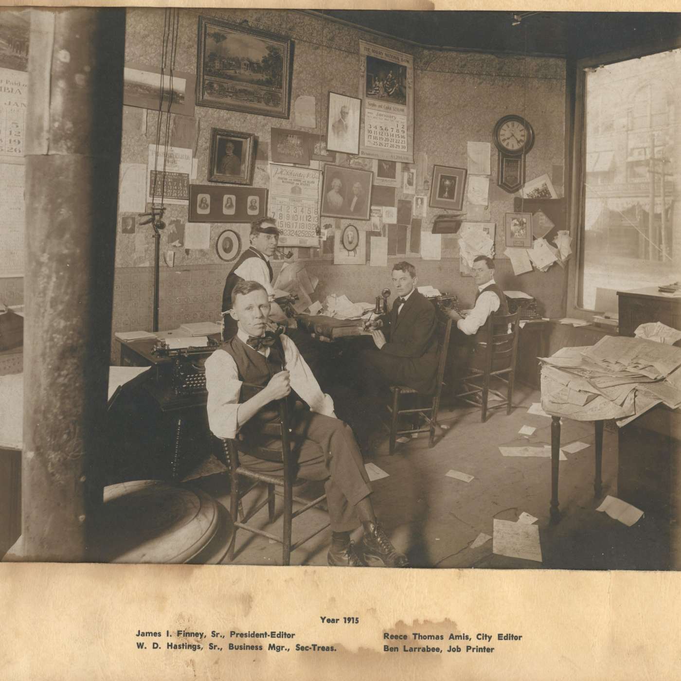 Front Porch Radio - History\'s Hook