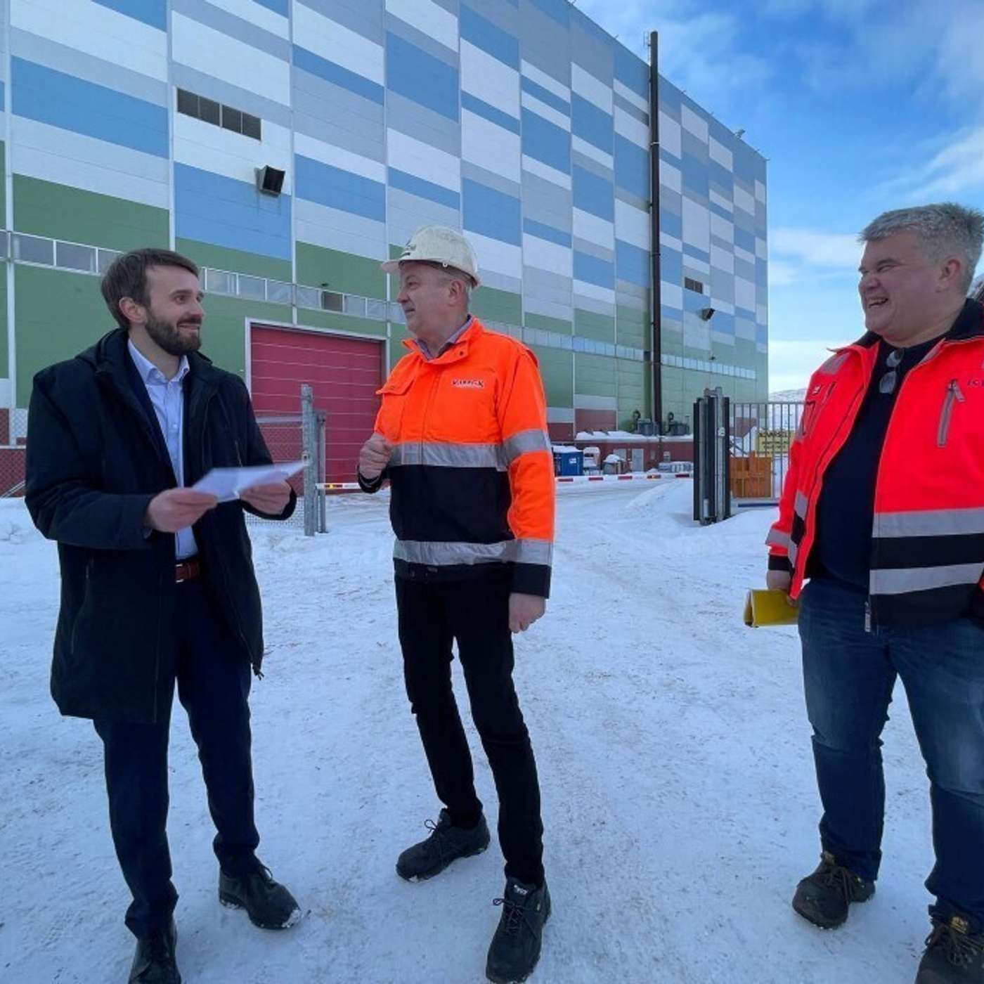 Норвегия не намерена закрывать свои порты для российских судов