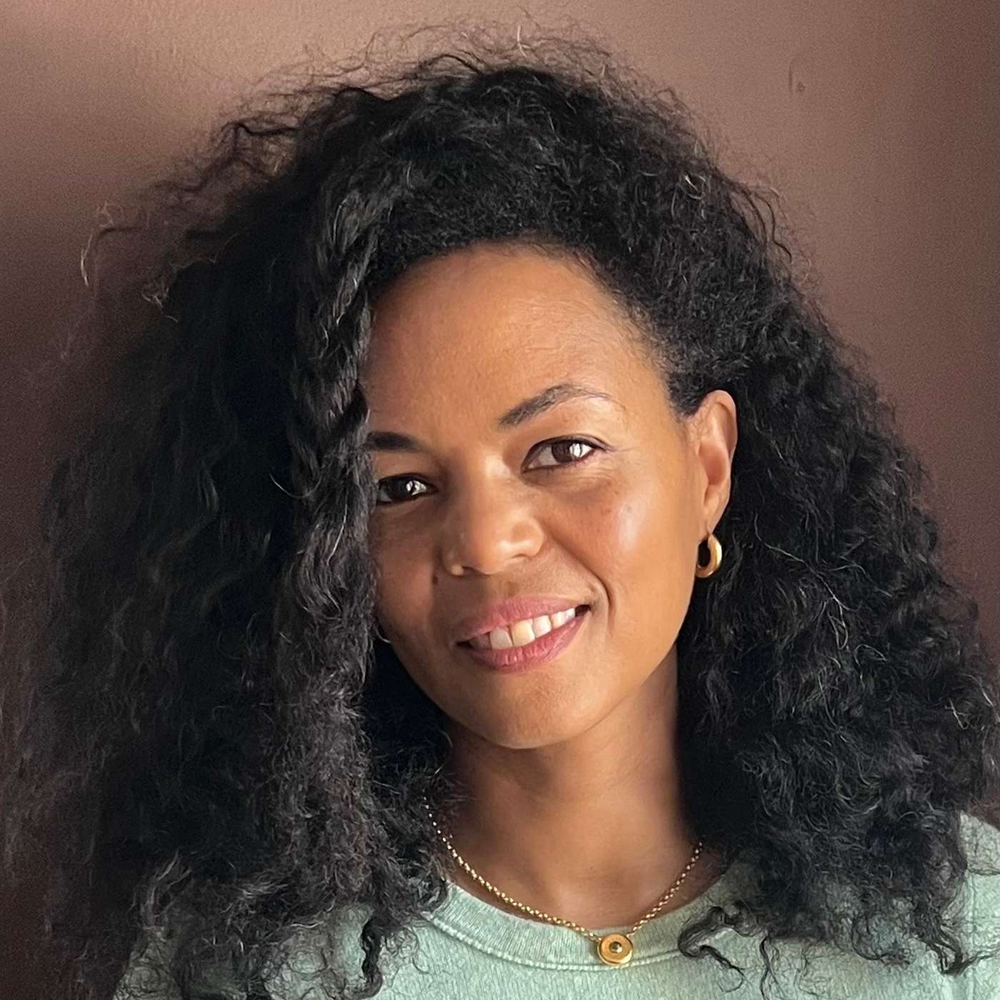 Play Dionne Ford - Writer and Critic