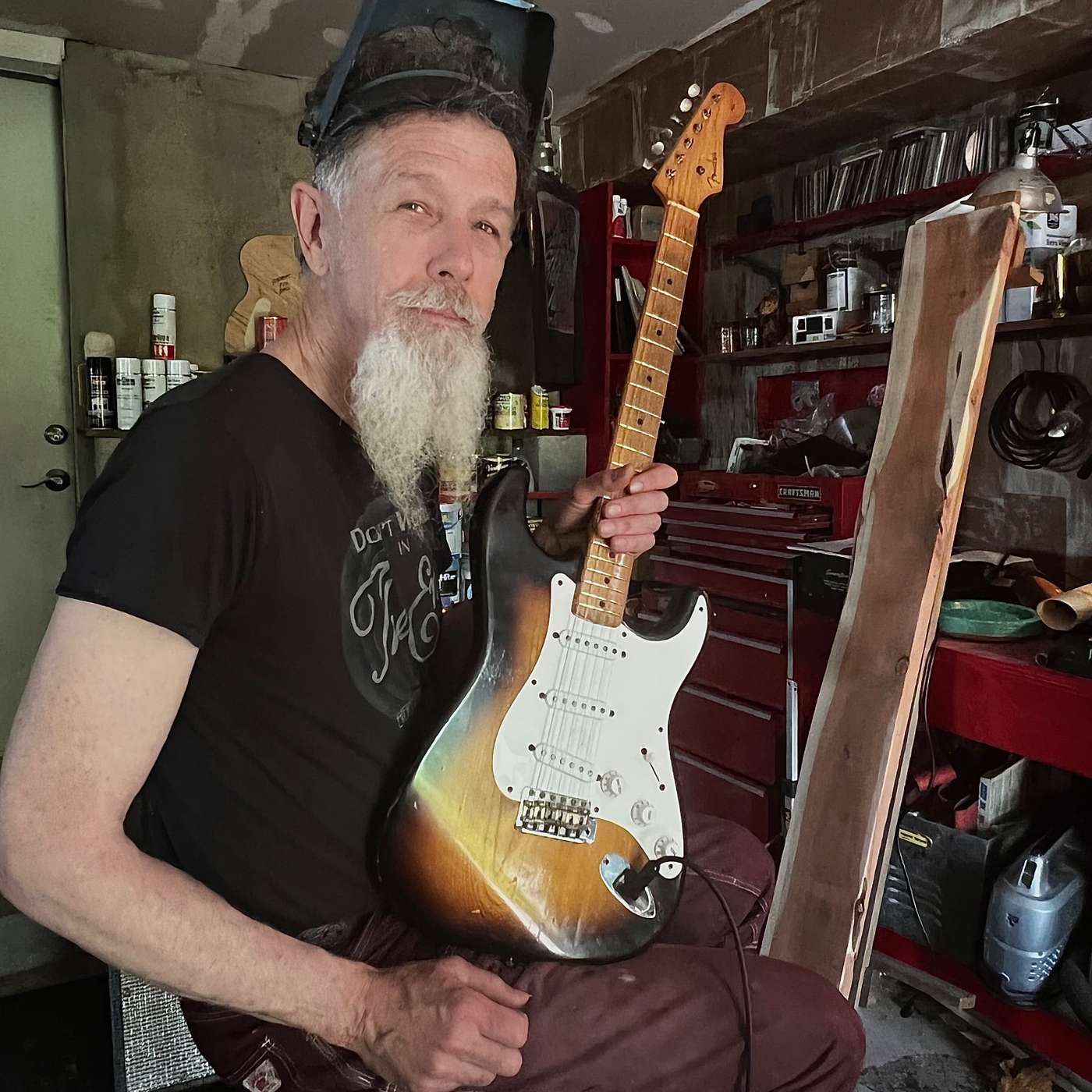 Appreciating Vintage Guitars with singer-songwriter Walter Parks episode artwork