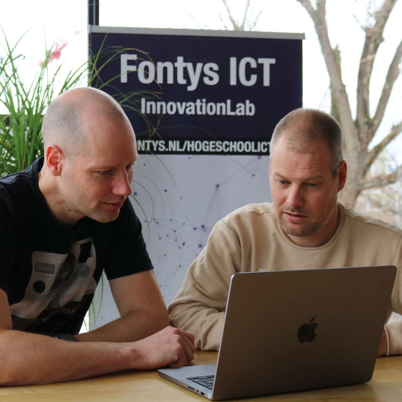 AI Garage: Koen Suilen en Ruud Huijts over AI in onderwijs en werk AI Garage: Koen Suilen en Ruud Huijts over AI in onderwijs en werk