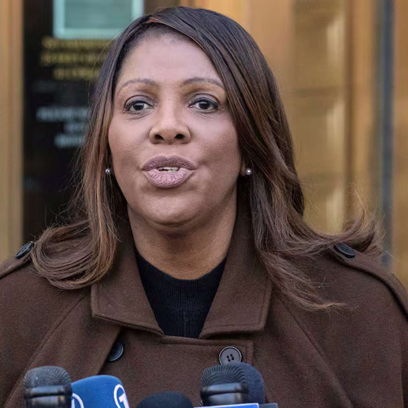 Brooklyn Crypto Scam Uncovered, Ohio Introduces Tax-Free Bitcoin Payments, North Korean Hackers Target Job Seekers, Crypto Exchanges Adopt BlackRock Tokens, and more...