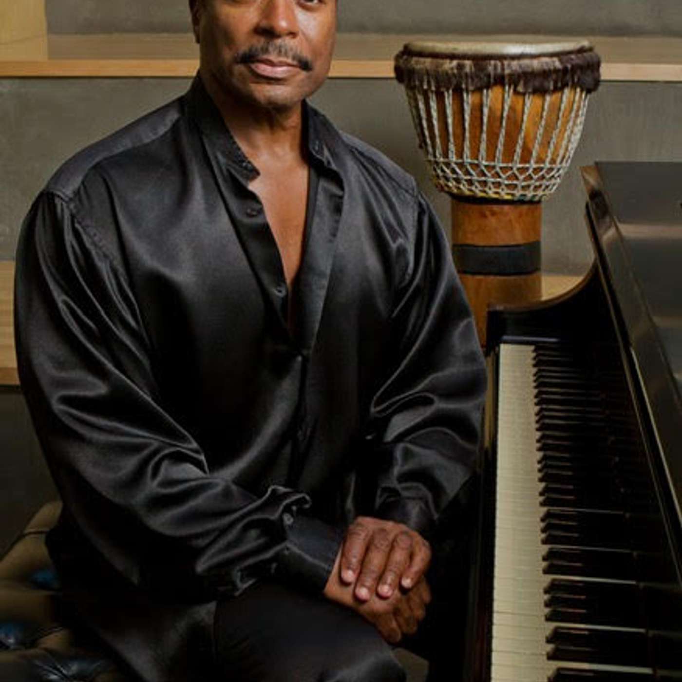 08-31-26 Gary Hines, musical director of Sounds of Blackness, talks with Freddie Bell about Snowball: Memoir of Doris Hines