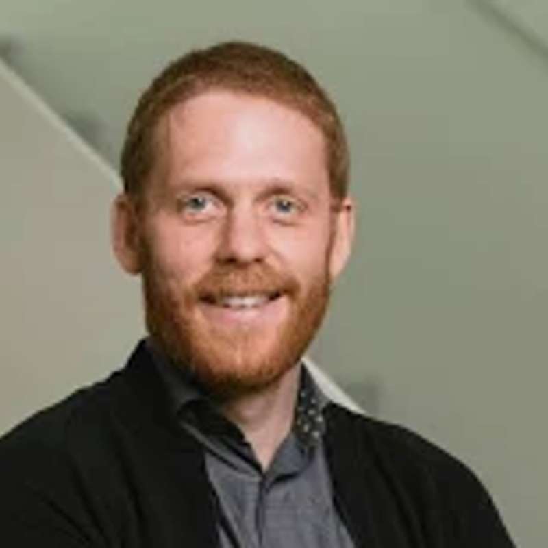 Professor Paul Behrens