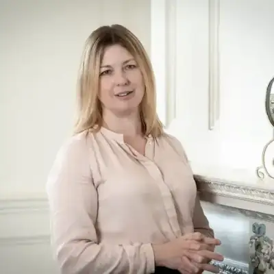 Marianne Macdonald