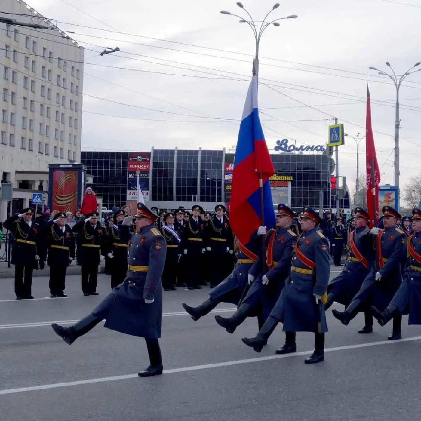 В Мурманске на время репетиции парада ограничили мобильную связь