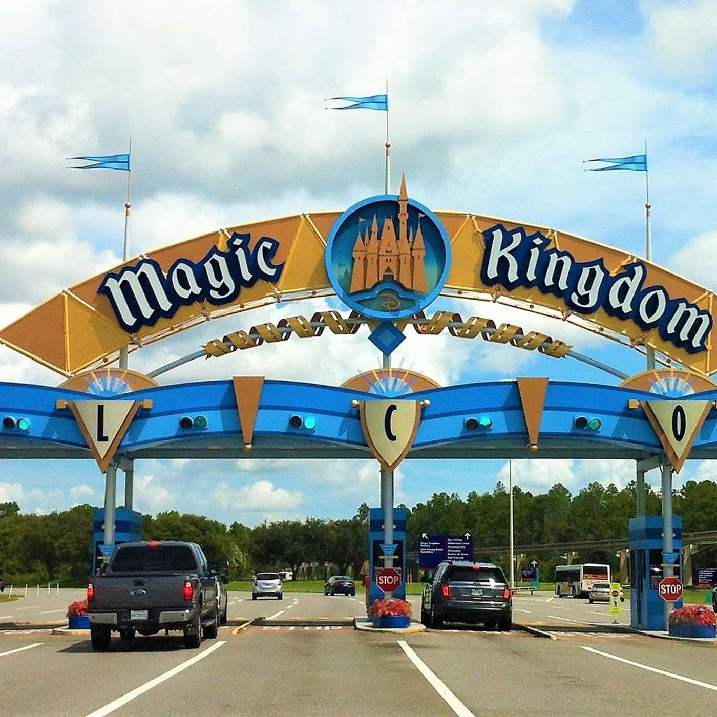 Episode 7: The Best Attraction in the Magic Kingdom episode artwork