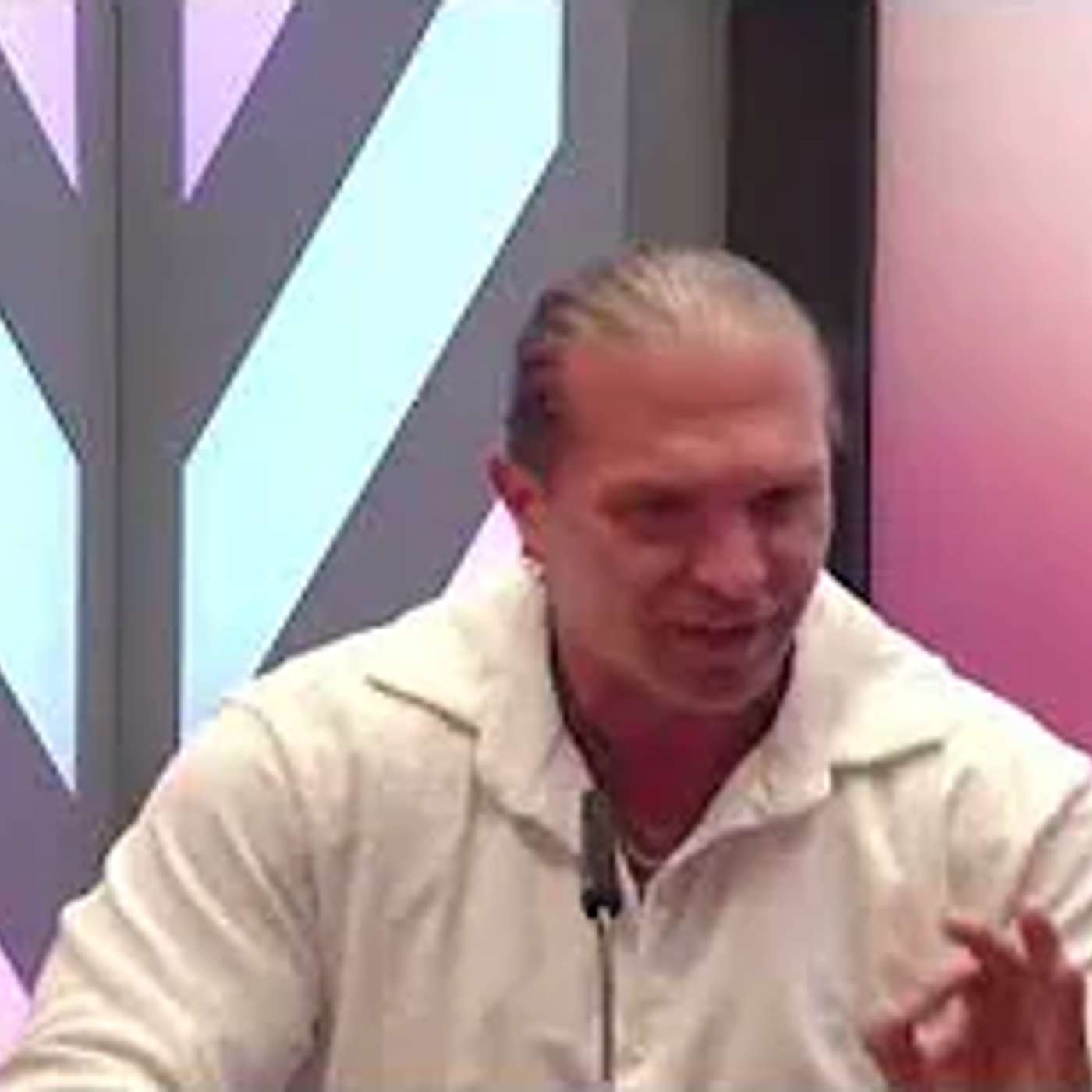 עימות סוער בן מישל טרוני לרב מזרחי