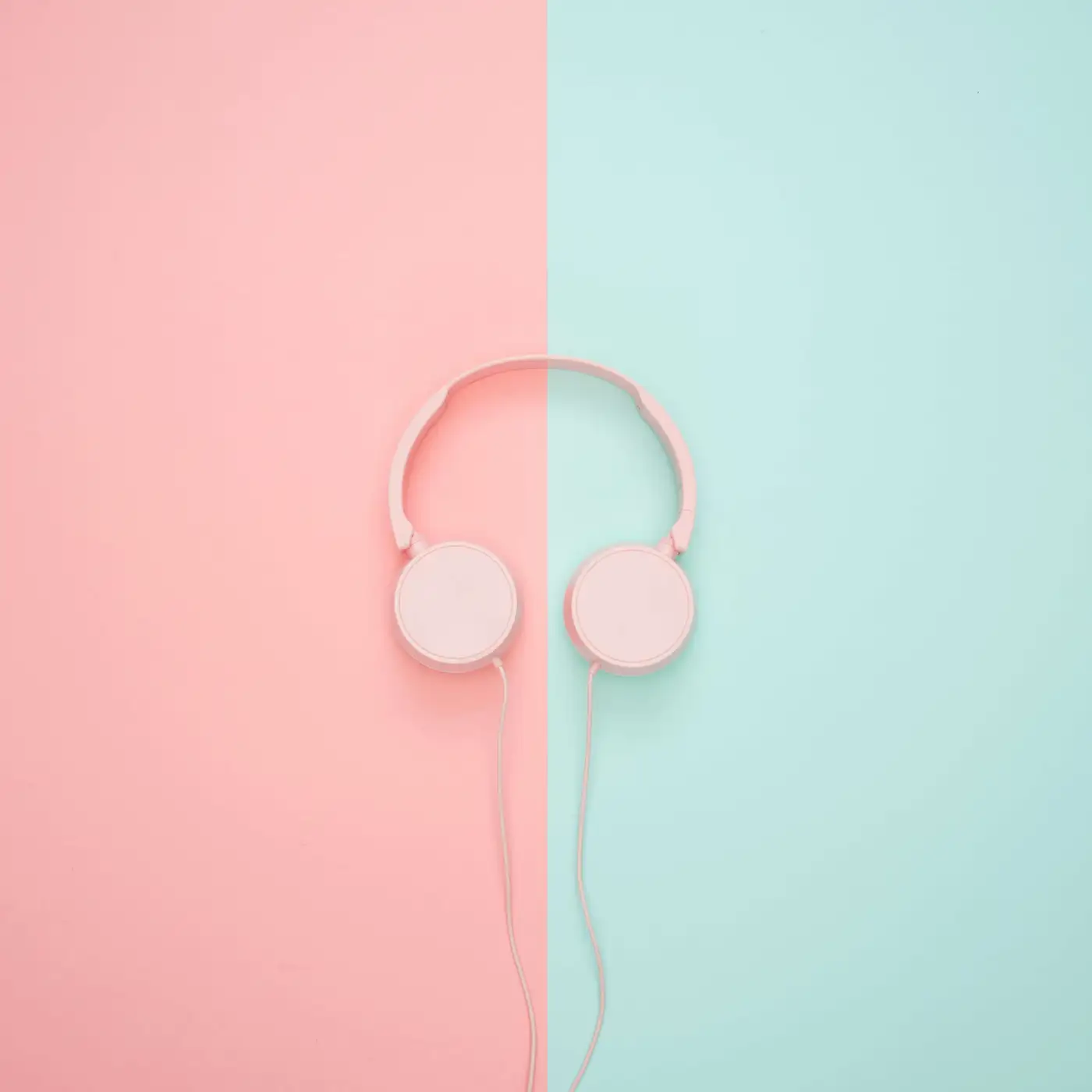 Cover art for episode: Bienvenidos a CRO.CAFE en español