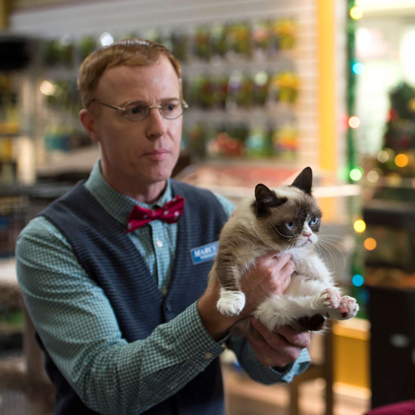 S14: Episode 2: Grumpy Cat’s Worst Christmas Ever