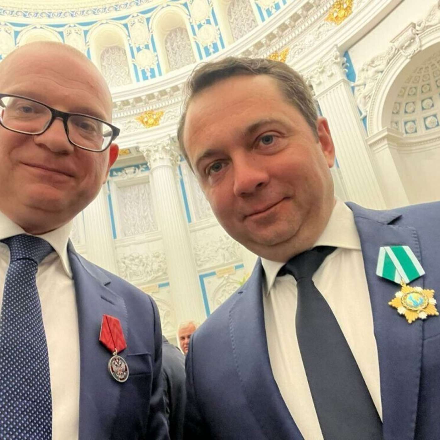 Мурманский сенатор, угрожавший Финляндии, получил от Путина медаль