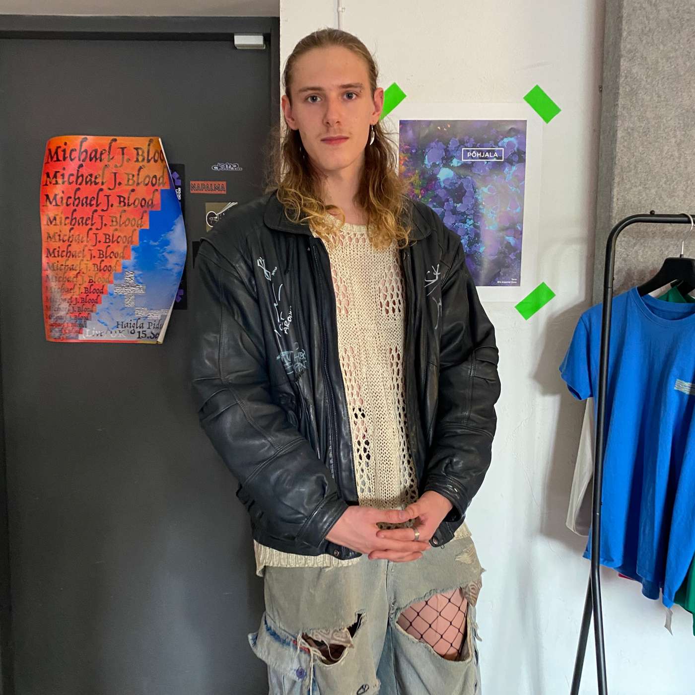 Ma olen bi, tegelikult...