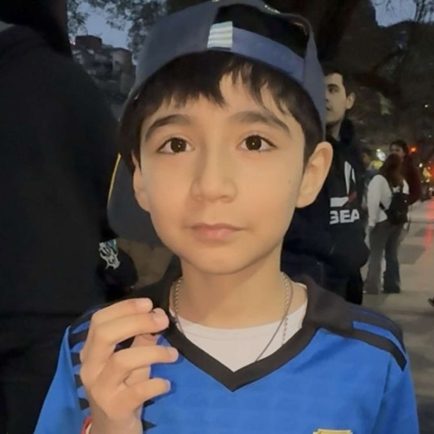 "Salir de las pantallas": un nene contó por qué participó del torneo para farmear aura en Tucumán episode artwork