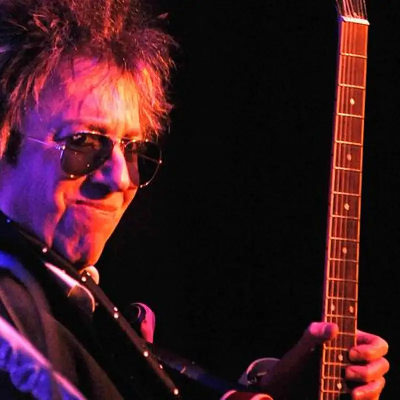 Red velvet media  with  Ricky Bird... his solo debut, Lifer.