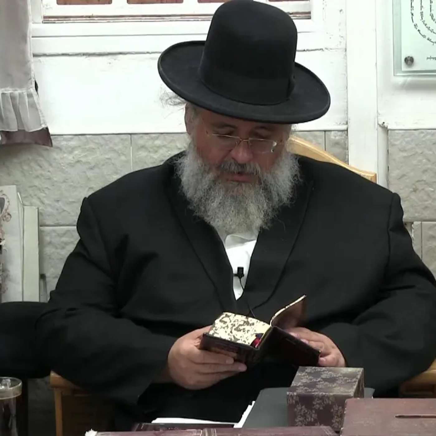 החיד''א-תניא יומי ובגובה העיניים-י''ד כסלו תשפ''ו