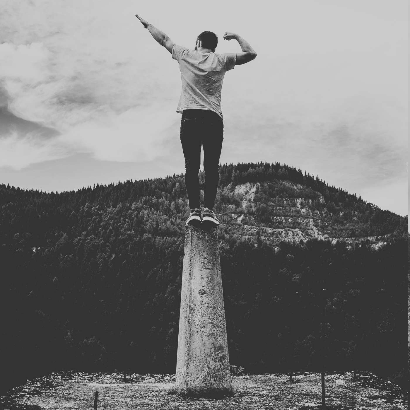 FE Pod Pre-Release 004 - The Self-Made FE Pod Pre-Release 004 - The Self-Made