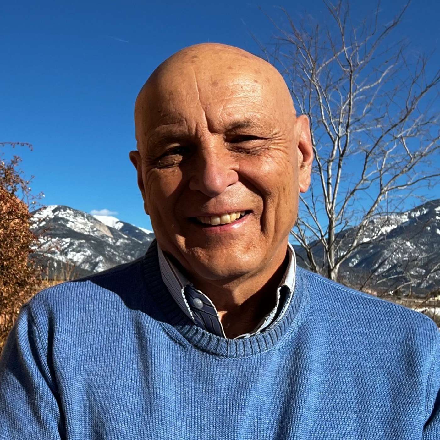 Twice 5 Miles Radio with James Navé