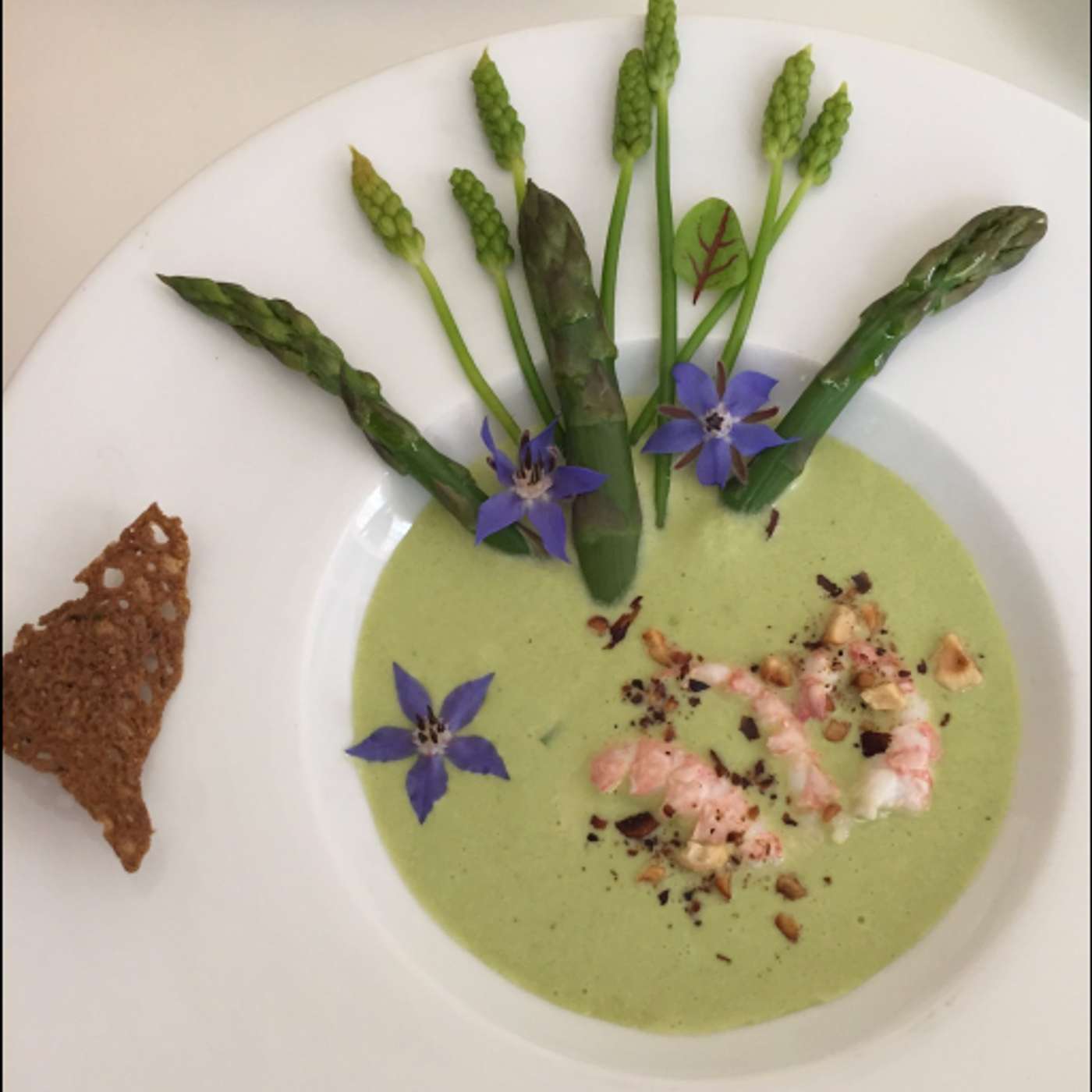 Ornithogales, crémeux  d’asperges aux langoustines episode artwork