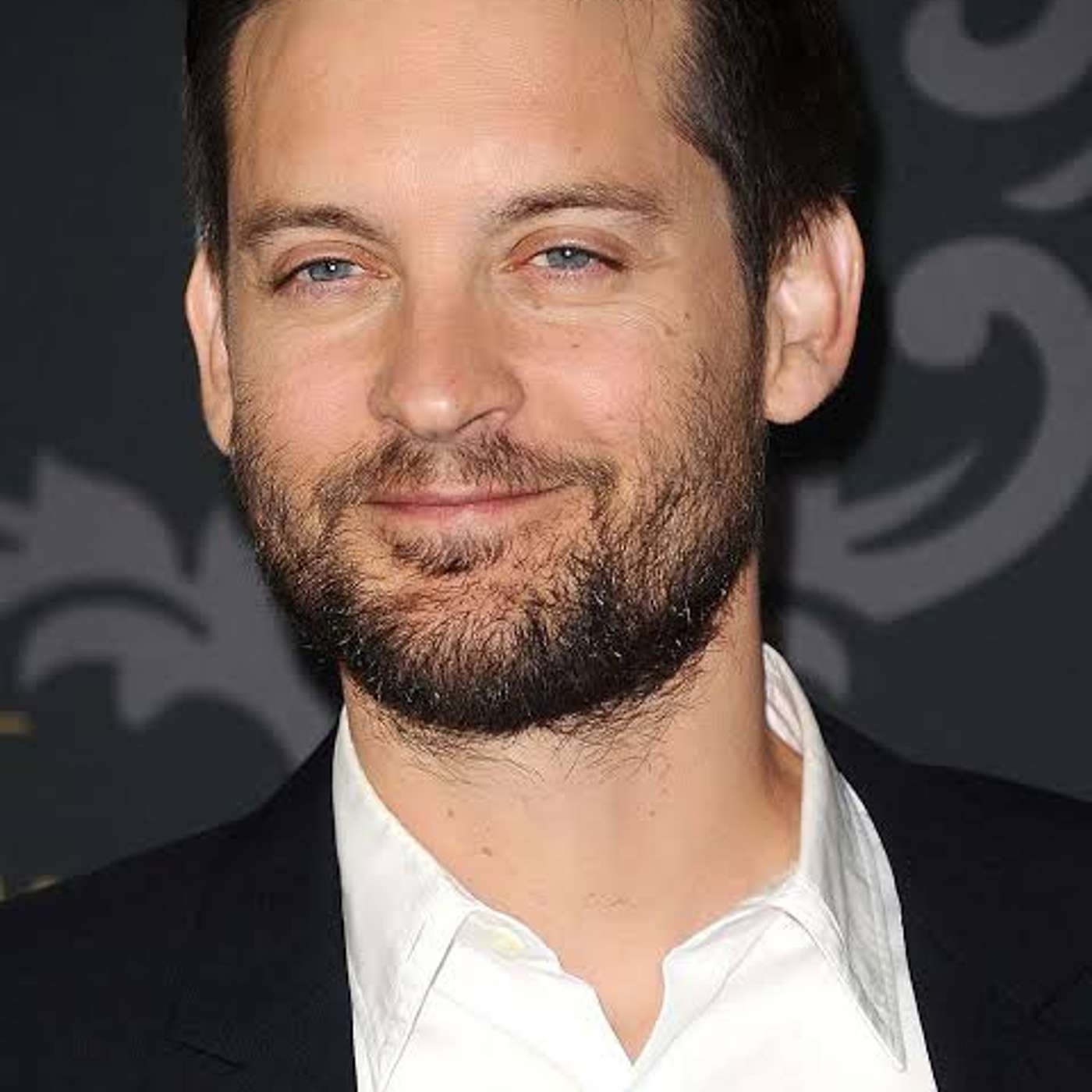 Actor Tobey Maguire was once asked what he would legalize if he became President. 👀🇺🇸 episode artwork