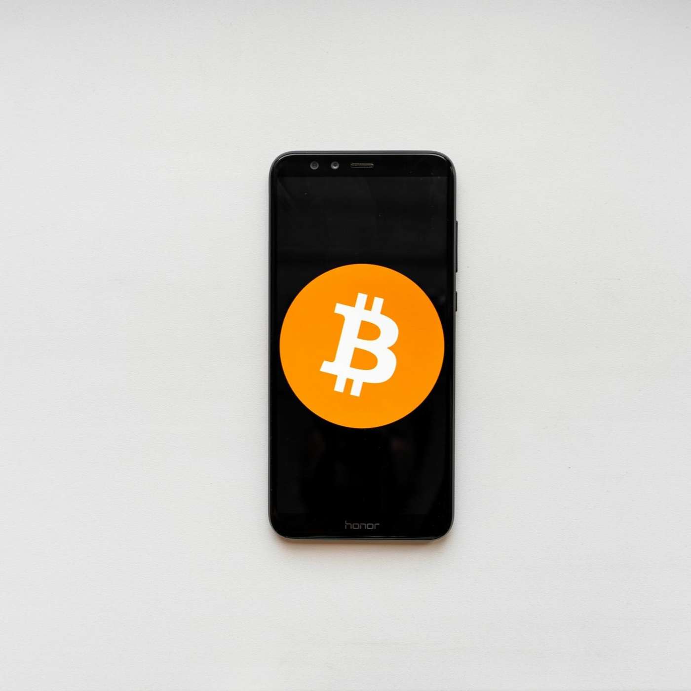 UNAJUA S7 EP3: How are mobile telcos disrupting incumbent financial institutions? ft. Ronit Ghose episode artwork