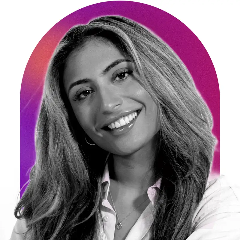 #60 - Are foldables the best AI phones now? - Sabrina Ortiz