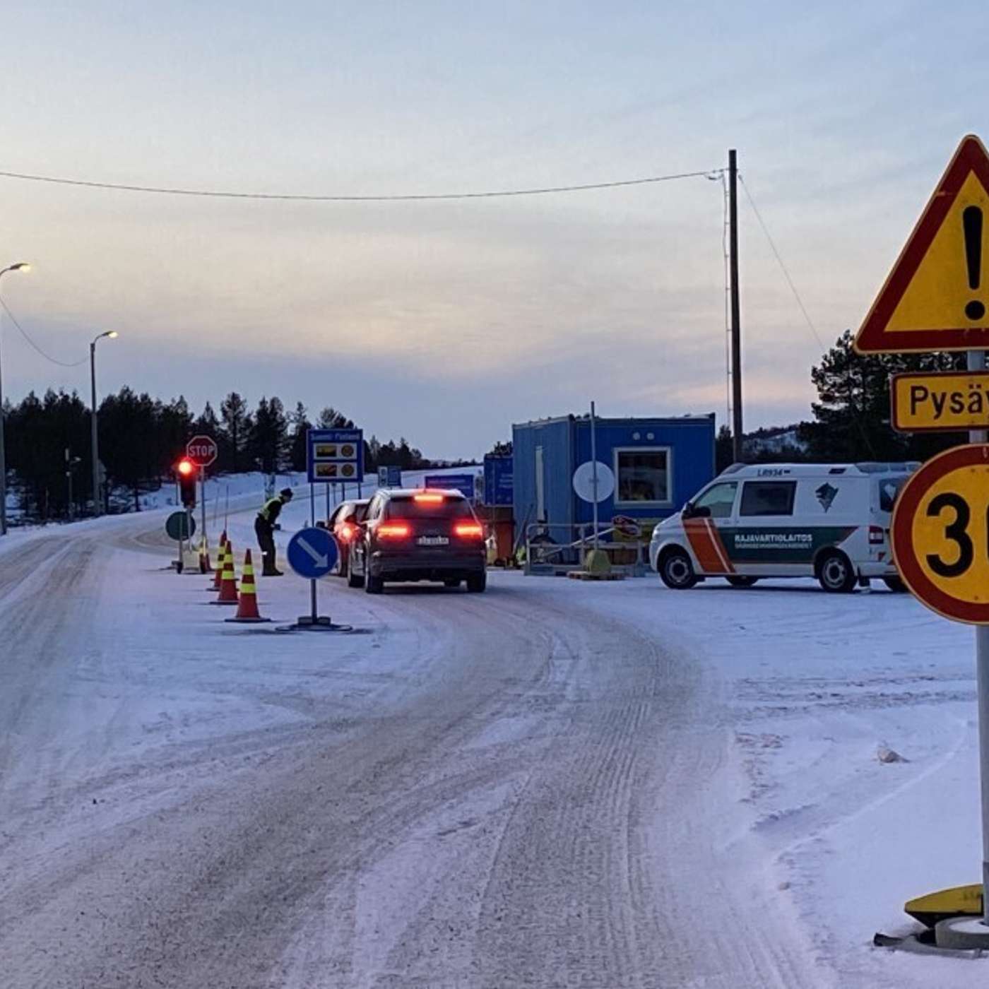 Невакцинированным не рады