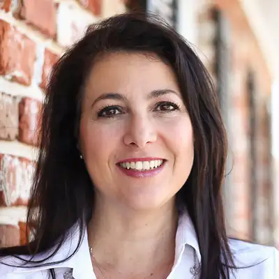 Candy Bellau, CFE, PI