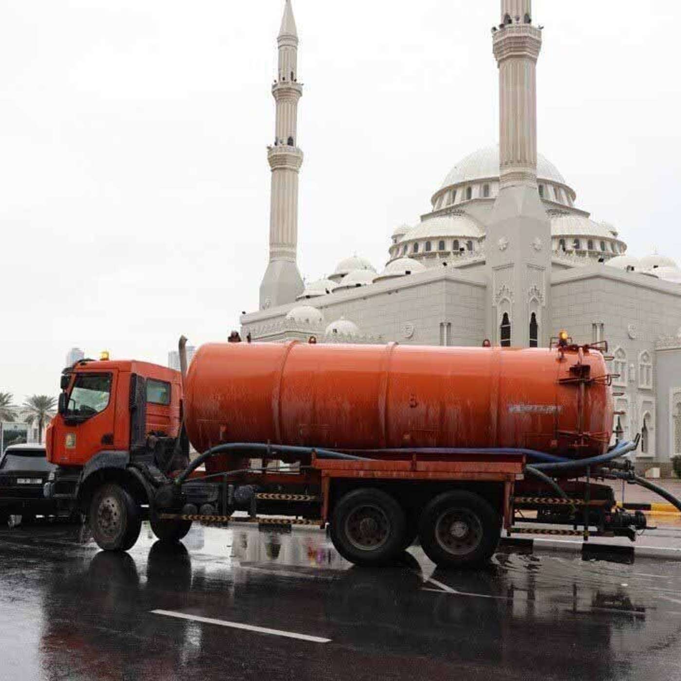 Precautions and safety measures during heavy rain with Sharjah Municipality (12.2.24)