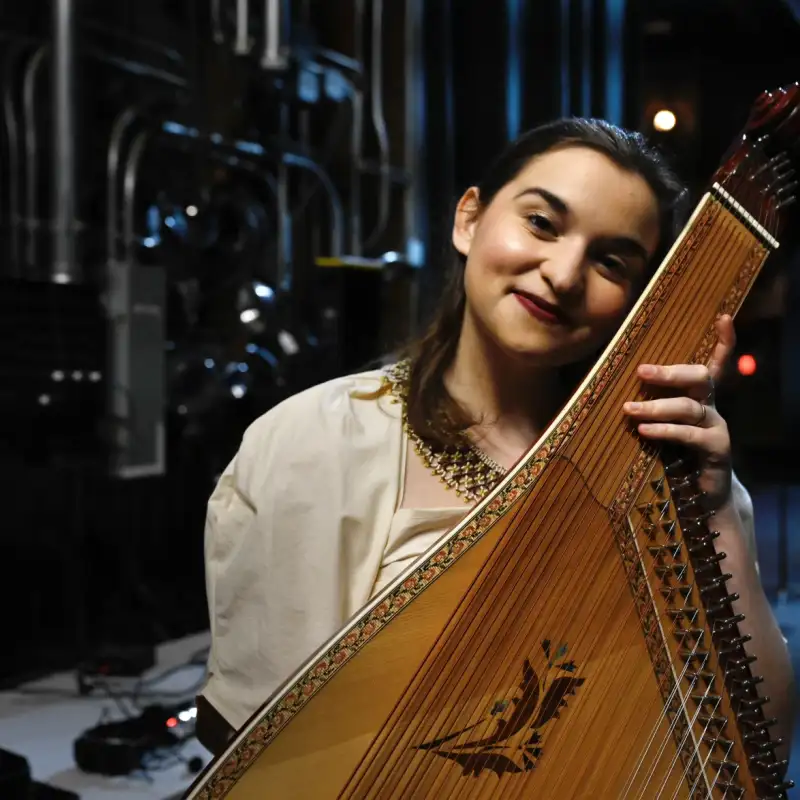 The Bandura - an interview with Teryn Kuzma, who plays the Ukrainian Bandura  
