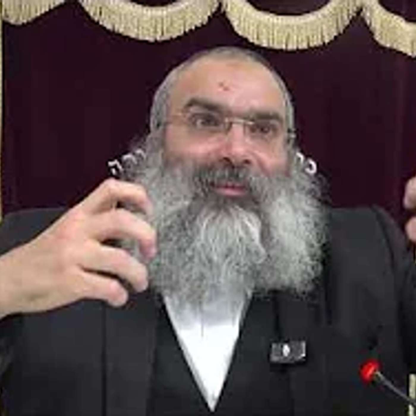 האם בעל הדירה חייב על גניבה של הפועל שהזמין?▪️הרב נחמנסון▪️(בית אריה לוד)