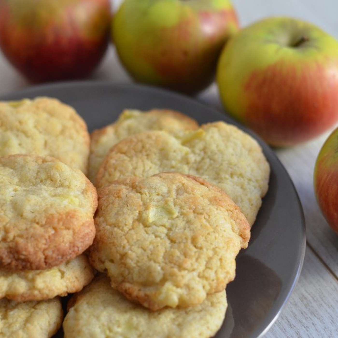 Cookies sablés à la pomme râpée sans gluten ni lactose, ni œufs episode artwork