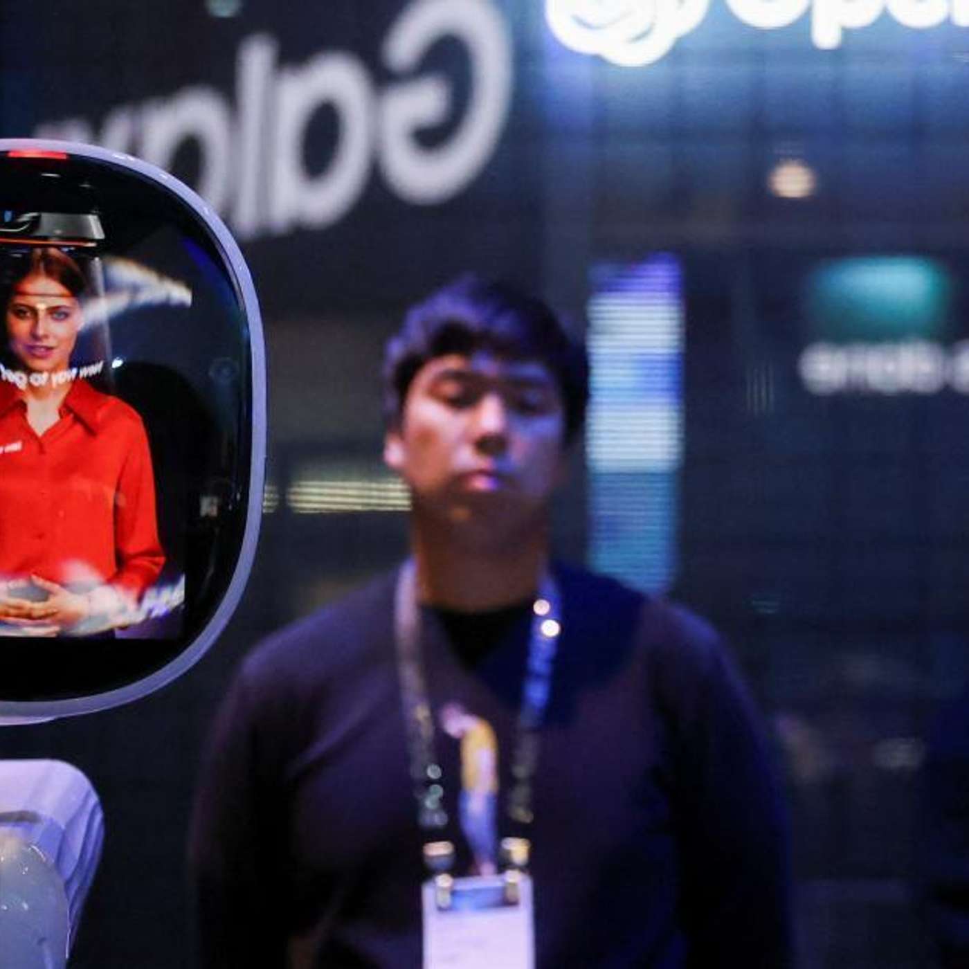 Global Powers Clash Over AI, Oracle Soars, Stock Climbs, AI Fake News Threatens Elections, Small Object Detection Breakthrough, and more...