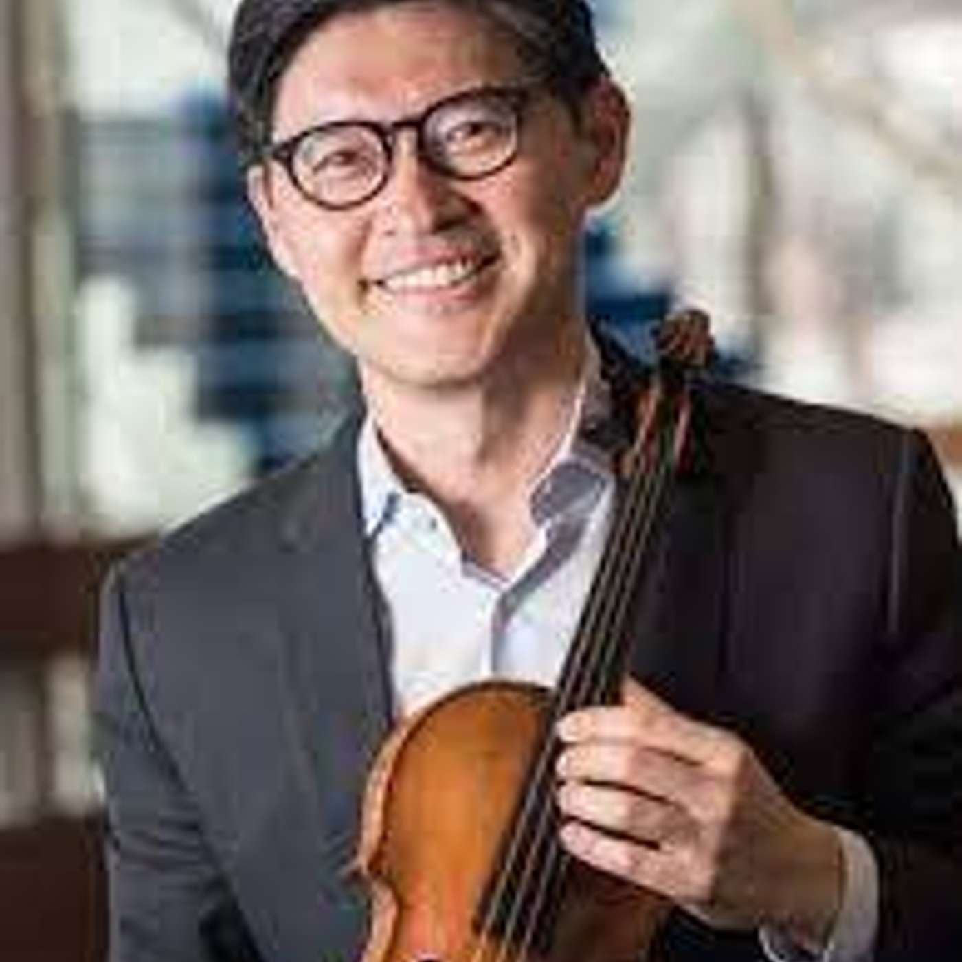 10/08/21 Kyu-Kim Artistic Director for the Saint Paul Chamber Orchestra chats with Freddie Bell and Chantel SinGs