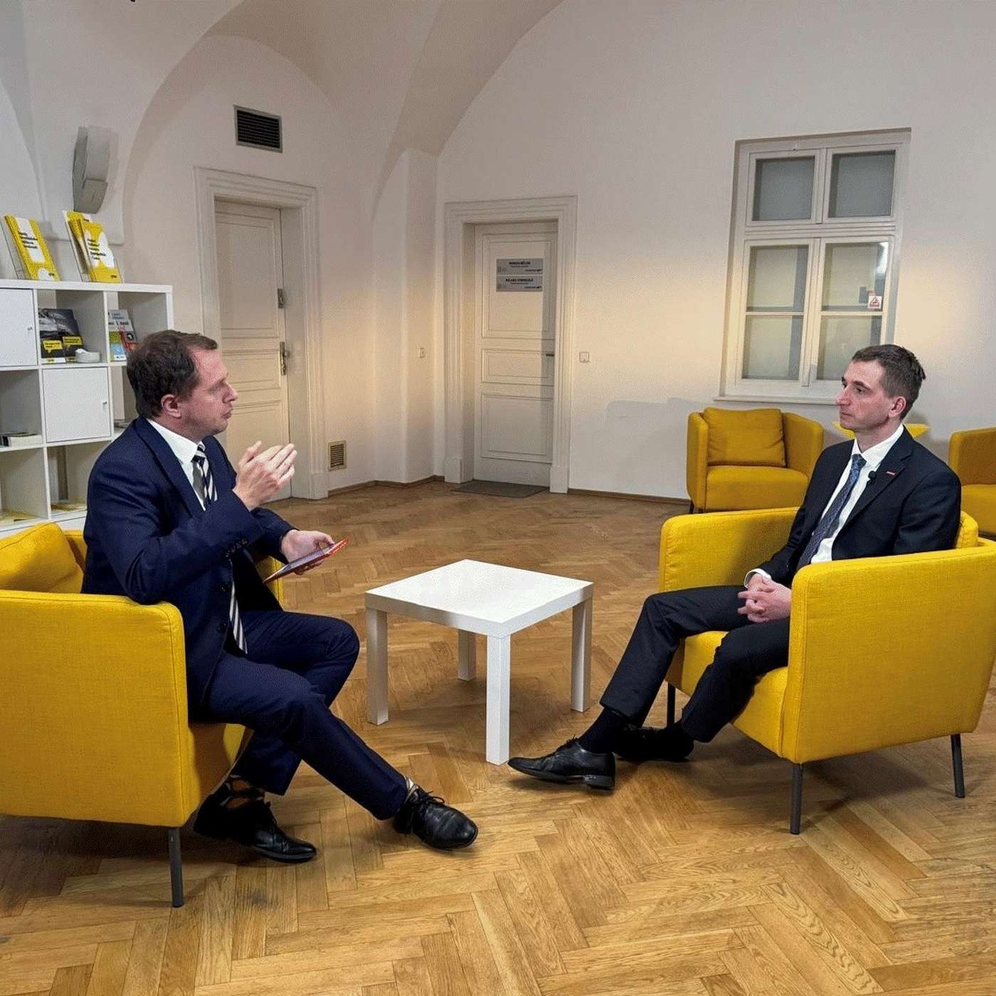 Sněmovna přehlasovala Senát i prezidenta, postupné navyšování výdajů na obranu, podpis smlouvy k dostavbě Dukovan (8.3.2025) HOST: Lukáš Vlček  /STAN/ episode artwork