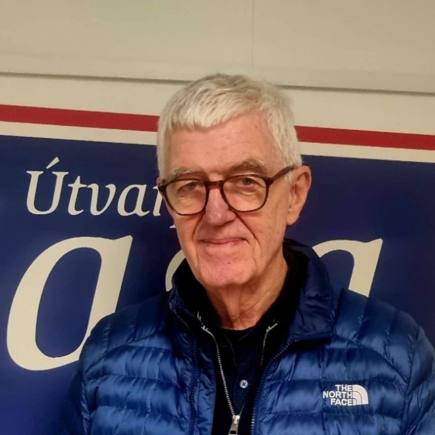 Blái nóvember - Guðmundur Páll Ásgeirsson Blái nóvember - Guðmundur Páll Ásgeirsson