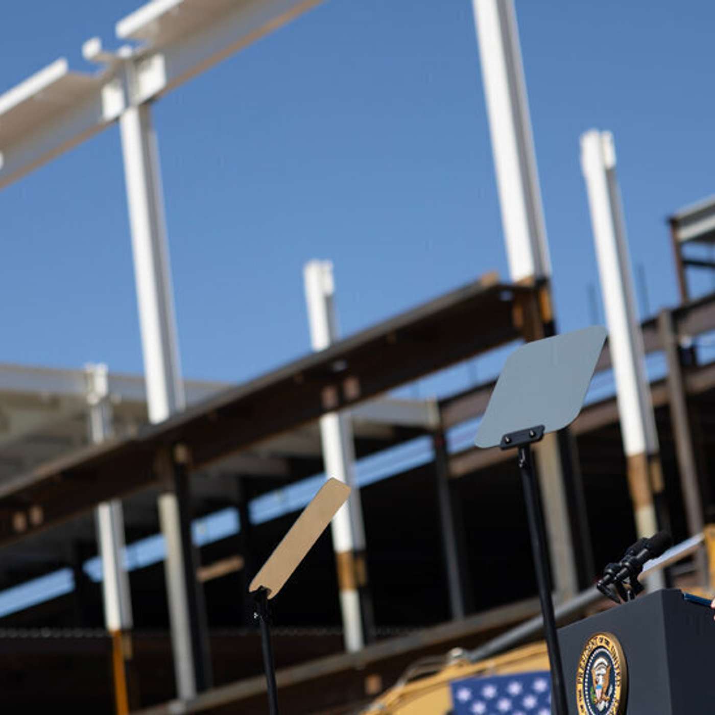 Biden Boosts US Chip Manufacturing, SpaceX Launches 22 Satellites, Reddit IPO Debuts, Dragon's Dogma 2 Unleashed, and more...