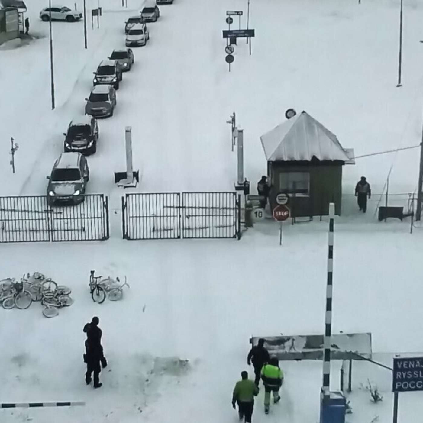 Штурм границ. На пункт пропуска между Финляндией и Россией стянули военных — пока только для строительства
