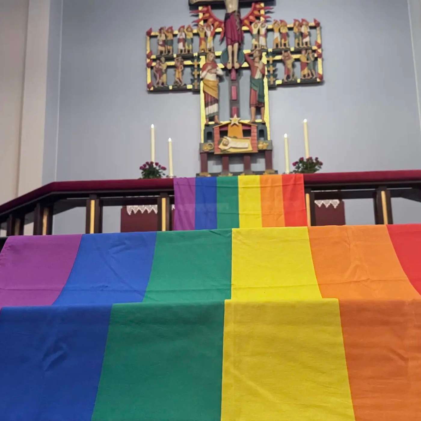 В законе о молодежной политике толерантность заменили традиционными ценностями и гомофобией