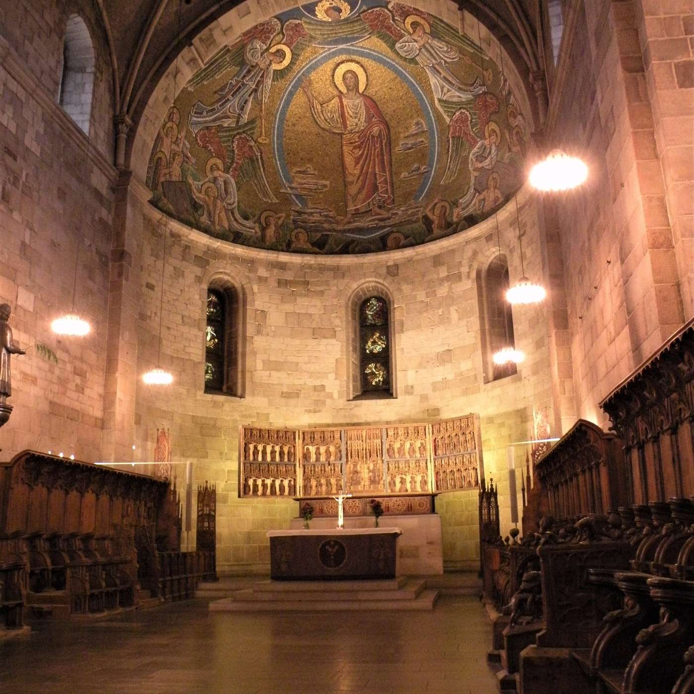 Karmels hage på St Rita Radio