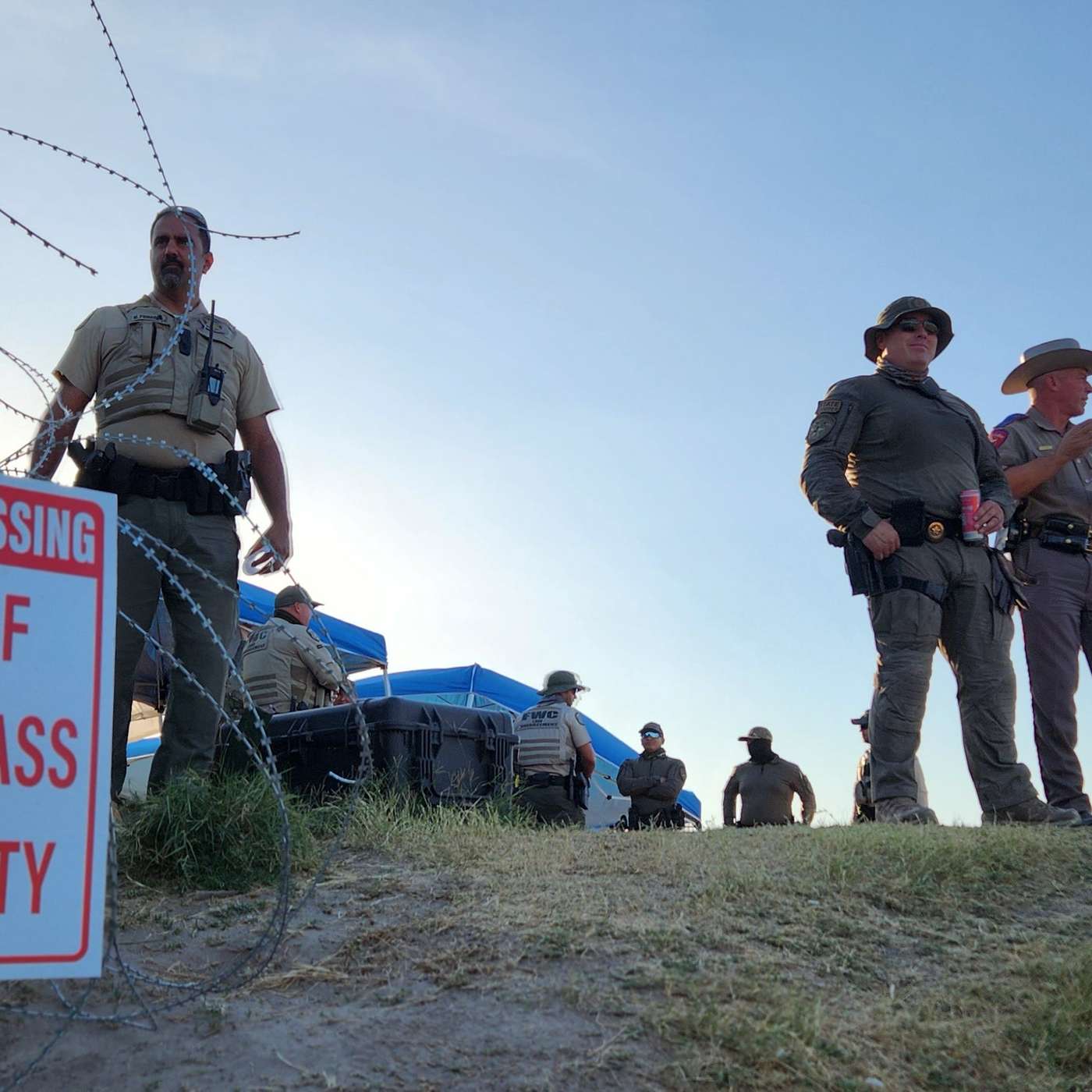How the Right Wing Hijacked the Border Narrative: A Podcast with Conservative Media Expert AJ Bauer episode artwork