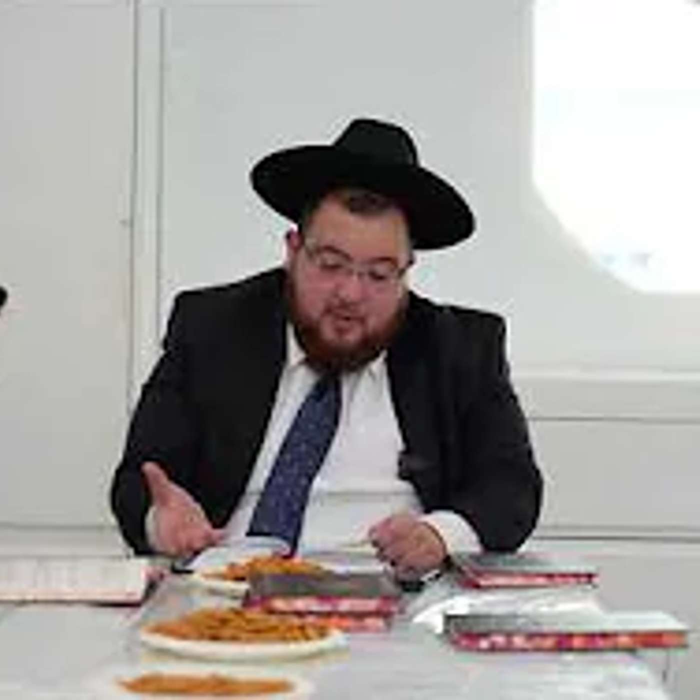 מזעזע: בנו של זקן המקובלים רבי שלום שמואלי שנפטר השבוע חושף 'אבי גילה לי את תאריך הגאולה מהרב שרעבי'