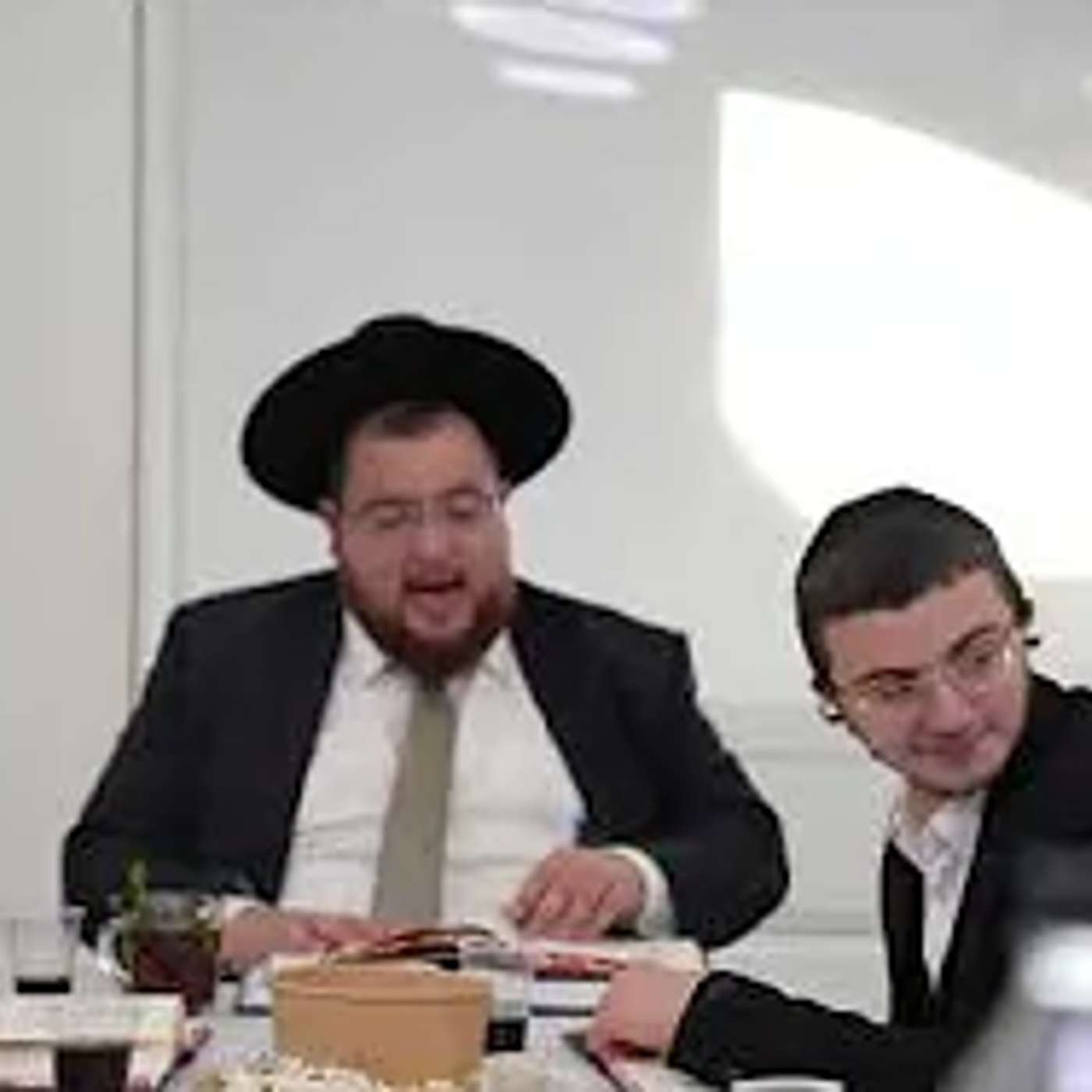 סכנת מוות!! יהודי חו"ל תיזהרו!!! צדיקים ומקובלים מנבאים מהחיד"א 'זה האסון שיכול לקרות בים שב.......'