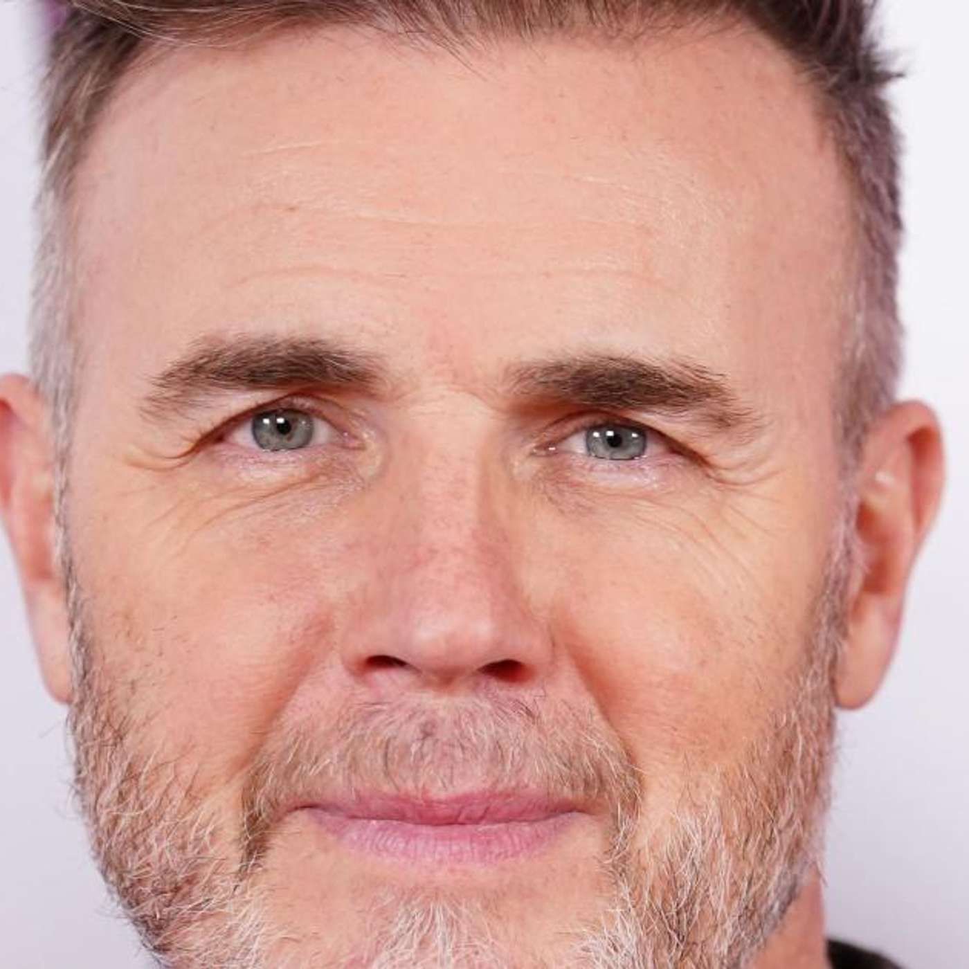 Take That Final Curtain, Eylsia Nicolas Breaks Global Charts, My Chemical Romance Launches Ambulance, KARD Disbands After Debut Farewell, and more...