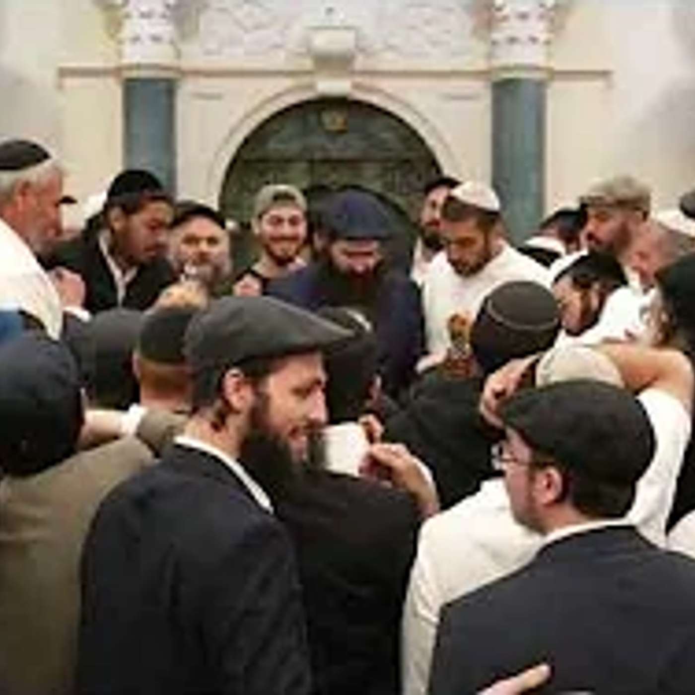 חלוקת חלה ויין - בנש"ק הרה"צ כבוד הרב - יואל משה פינטו שליט"א - יום חמישי - י"ג אייר - תשפ"ו - אשדוד