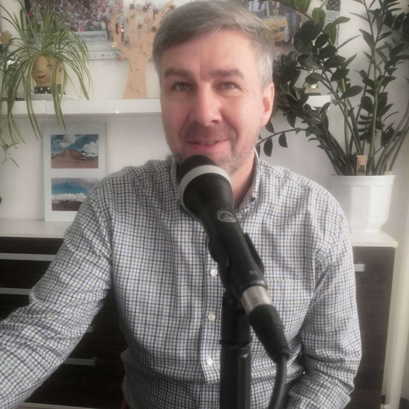 Pavel Škramlík (SSZŠ Litvínov): Umíme učit tělocvik na dálku a technologie využíváme i ve výuce umění episode artwork