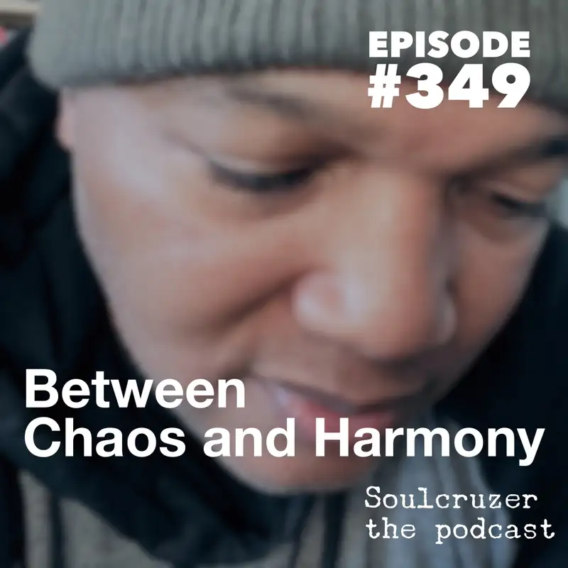 Between chaos and harmony